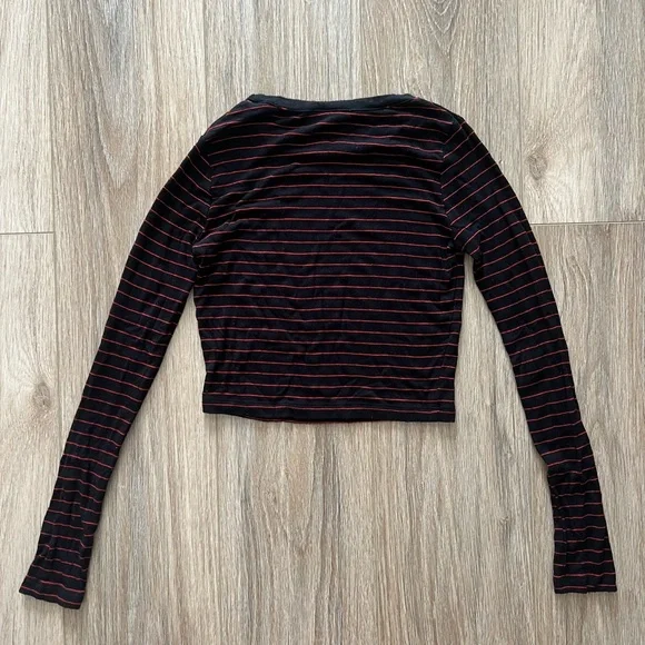 ZARA red and black striped long sleeve crop top - Picture 3 of 5